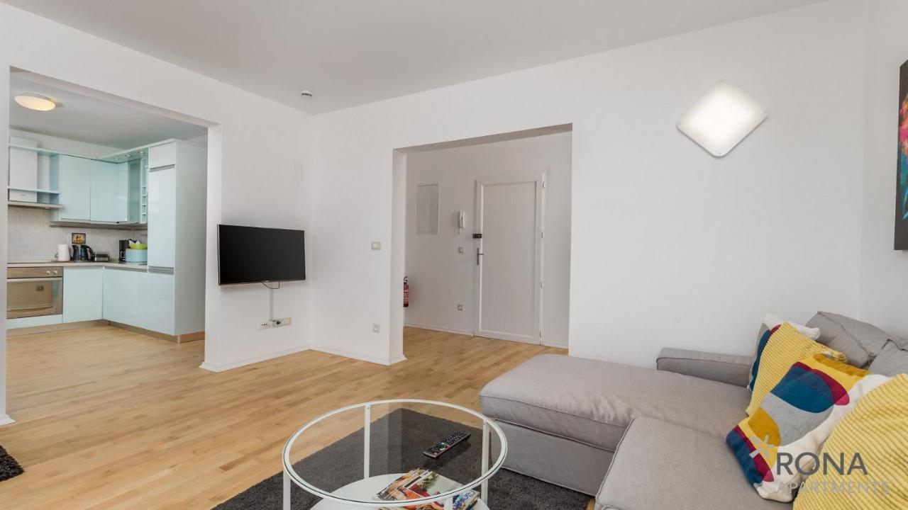 Rona Spacious Apartment With A Panoramic View Ičići Dış mekan fotoğraf