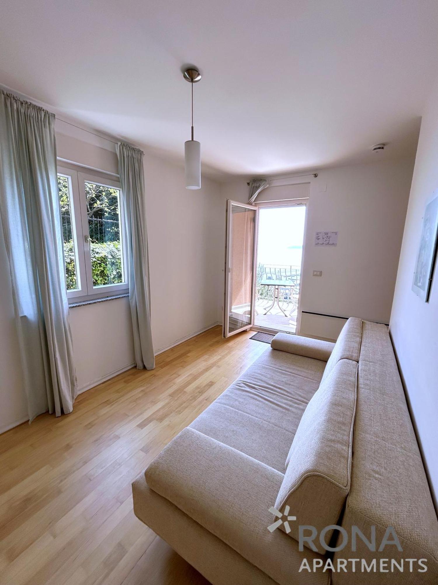 Rona Spacious Apartment With A Panoramic View Ičići Dış mekan fotoğraf